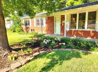 1121 Darlene Dr, Jefferson City, MO 65109