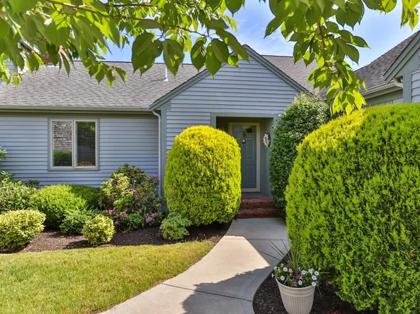 1 Seastrand Way #7, Chatham, MA 02633