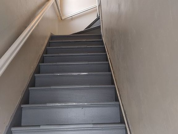 3rd image of 1942 S Park Ave APT 4