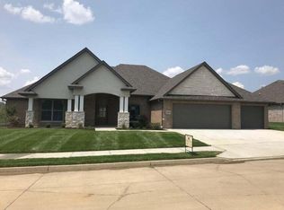 5923 Screaming Eagle Ln, Columbia, MO 65201