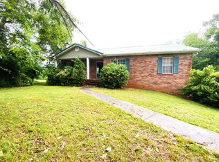 4029 Sawmill Rd, Woodlawn, TN 37191