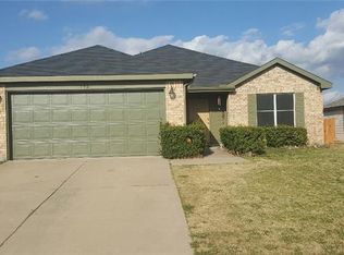 1024 McKavett Dr, Burleson, TX 76028