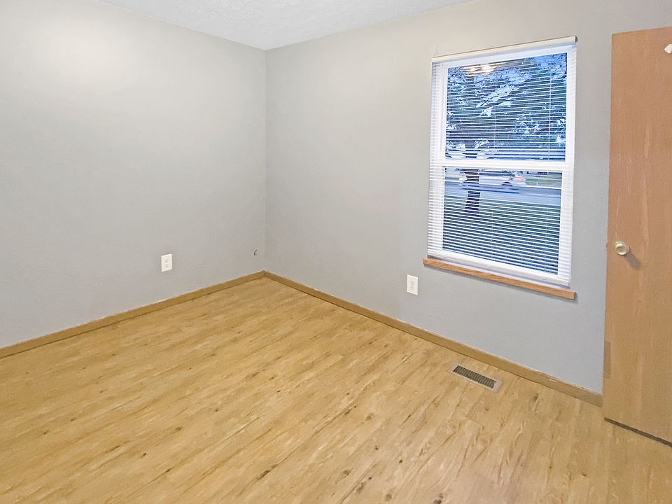 7 E 48TH ST 7 E 48th St Holland MI Zillow