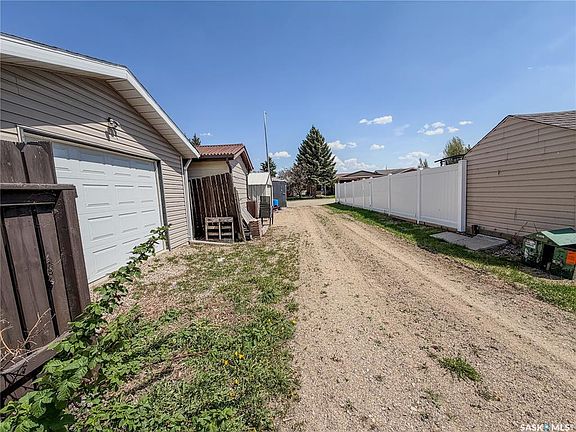 5th image of 80 Morrison DRIVE