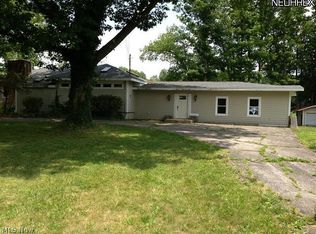 1285 Meadowbrook Blvd, Stow, OH 44224