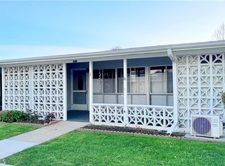 1661 Monterey Rd #M2-16J, Seal Beach, CA 90740