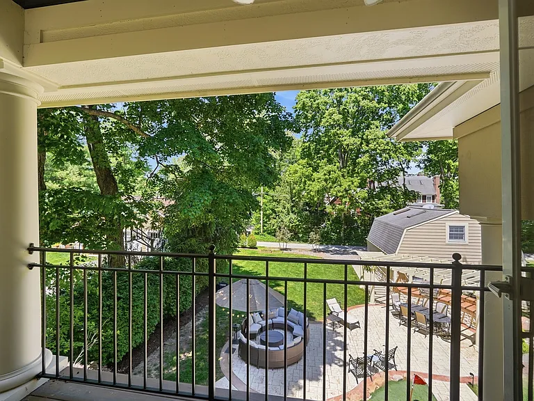 306 Harvard Ave — Photo 41