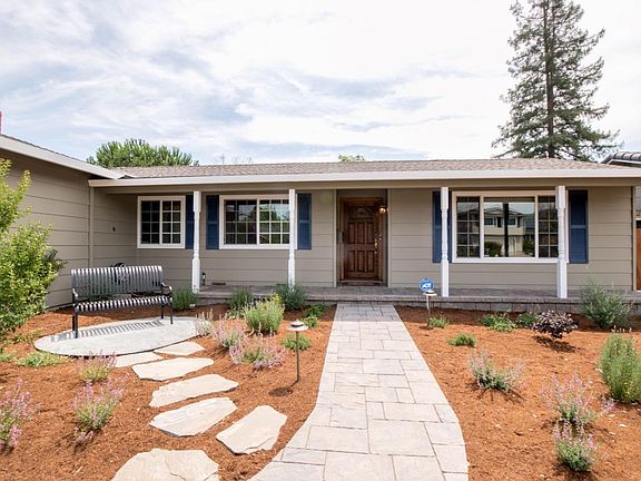 2nd image of 1466 Medallion Dr