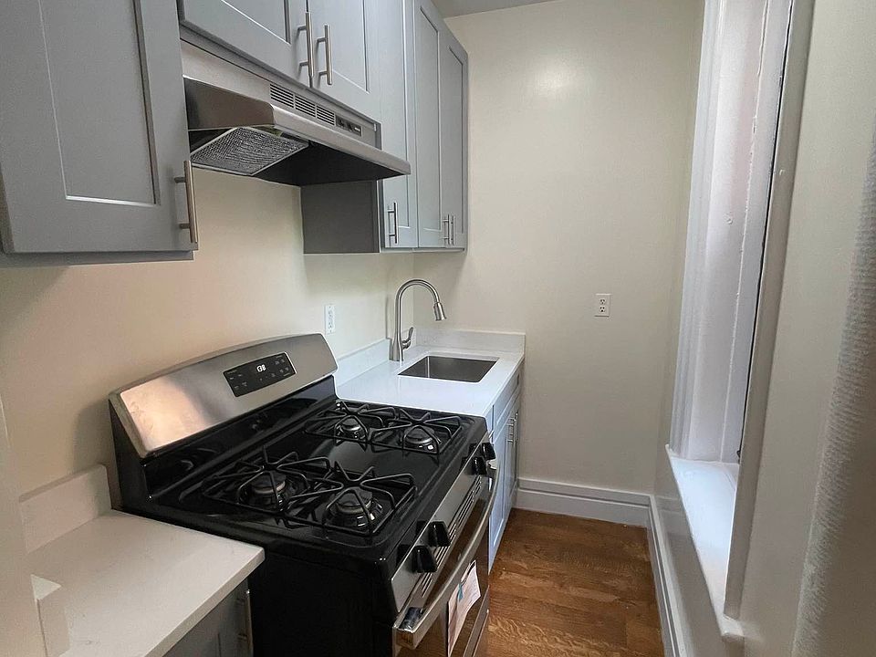 1st image of 31-77 32nd St #3E