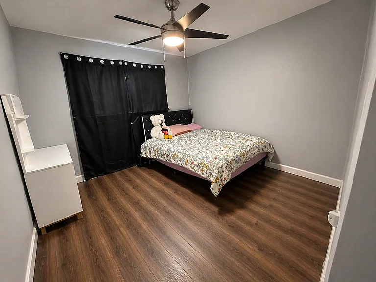 812 Irwin Dr — Photo 11