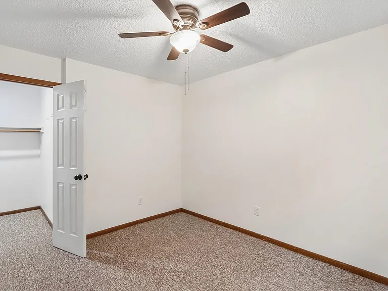 Arena Apartments III — Photo 9