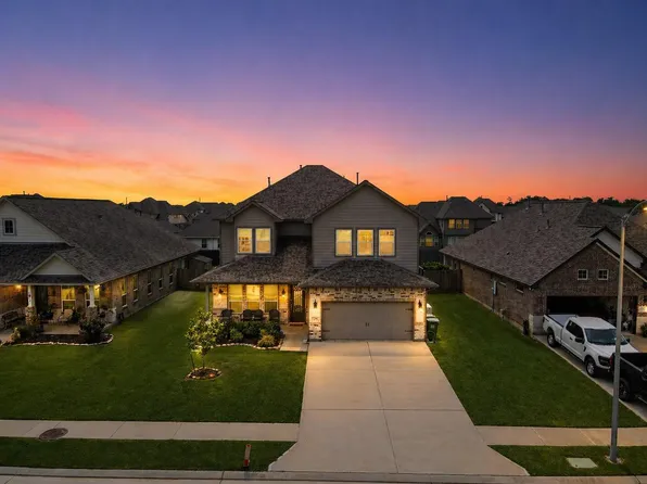 126 Comal Dr, Baytown, TX 77523