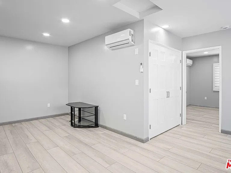 8322 Colegio Dr — Photo 3