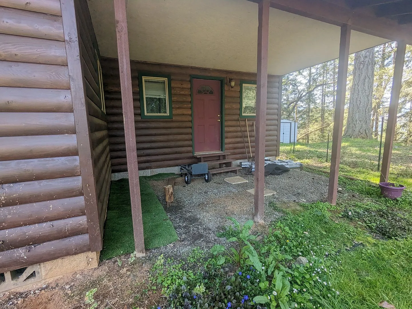 Two Bedroom Country Home — Photo 2