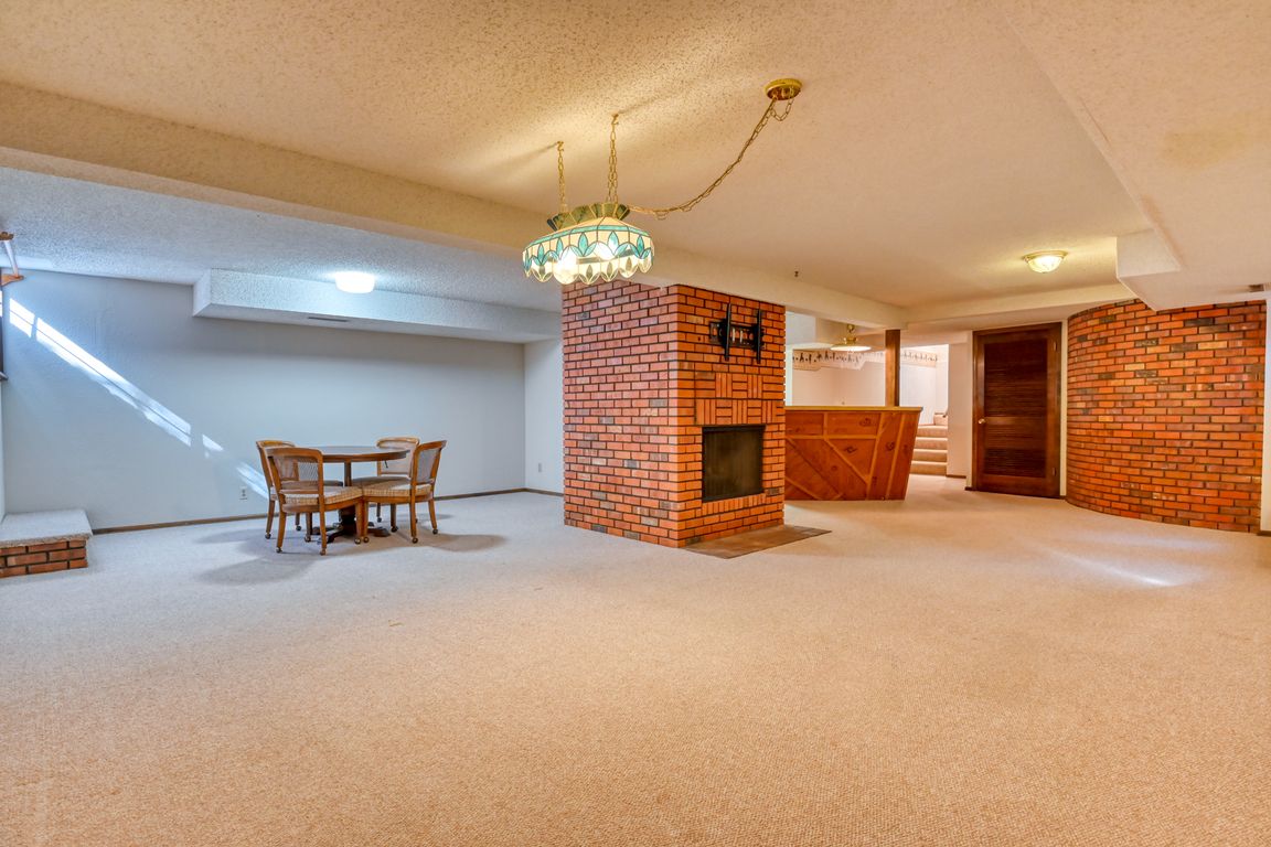 next background image