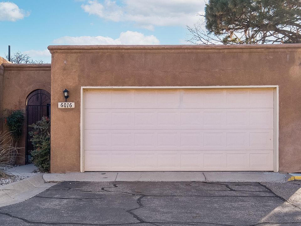1st image of 6016 Del Campo Pl NE