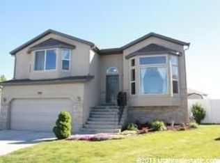595 Banbury Cir, North Salt Lake, UT 84054