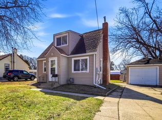 2002 3rd Ave NE, Austin, MN 55912