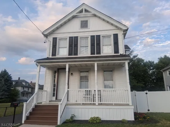 58 Thompson St, Raritan Boro, NJ 08869