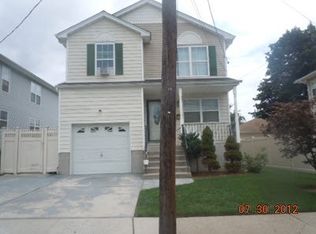 139 Marguerite Ave, Elmont, NY 11003