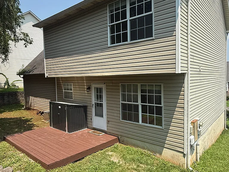 719 Colony Village Way — Photo 34