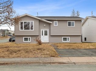 1 Windfall Crescent, Conception Bay South, NL A1W4V3