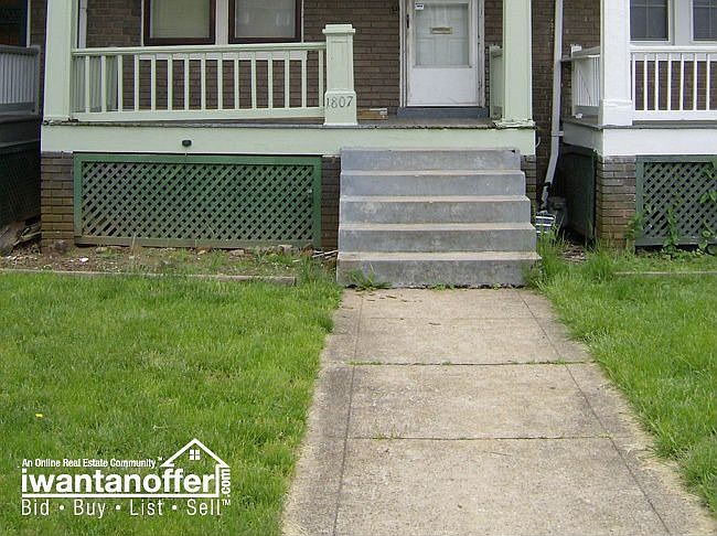 2nd image of 1807 Potomac Ave SE