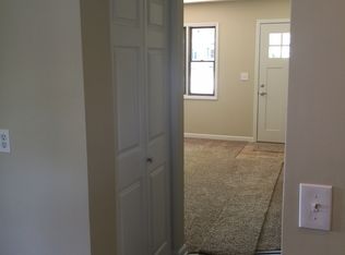 79 Circle Dr E, Montgomery, IL 60538