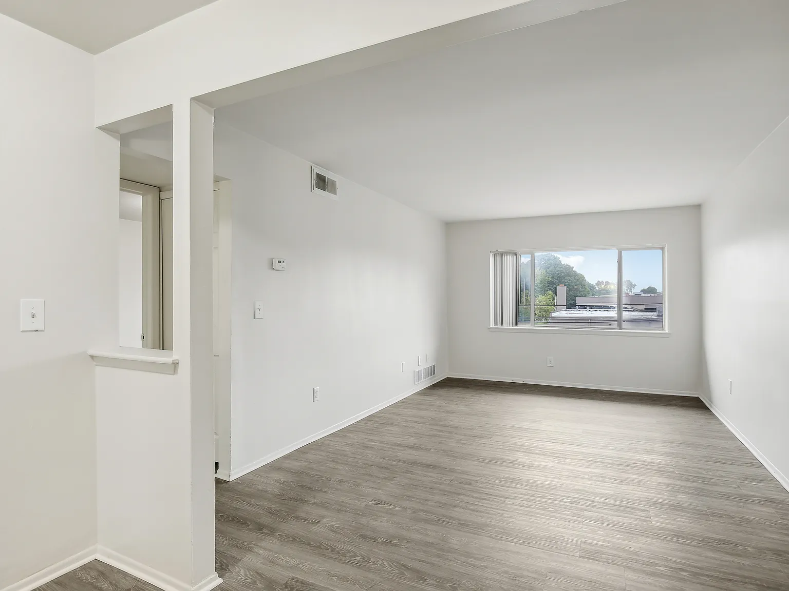 Maple Grove Apartments — Photo 3