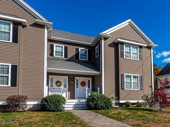 5th image of 359 Nahatan St #1
