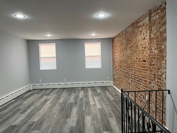 5th image of 1933 S 10th St Floor 2