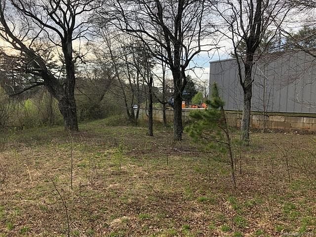 1st image of 110 Baldwin Ave