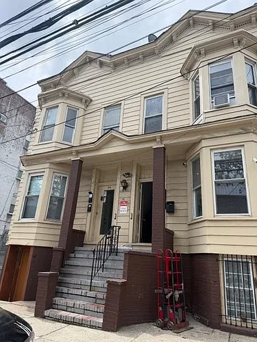86 Stone St #2-L Photo 1