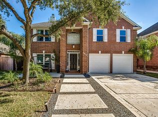 5417 Newcastle St, Bellaire, TX 77401