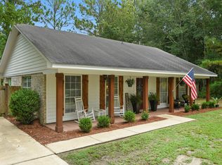2885 Honduras Dr, Gautier, MS 39553