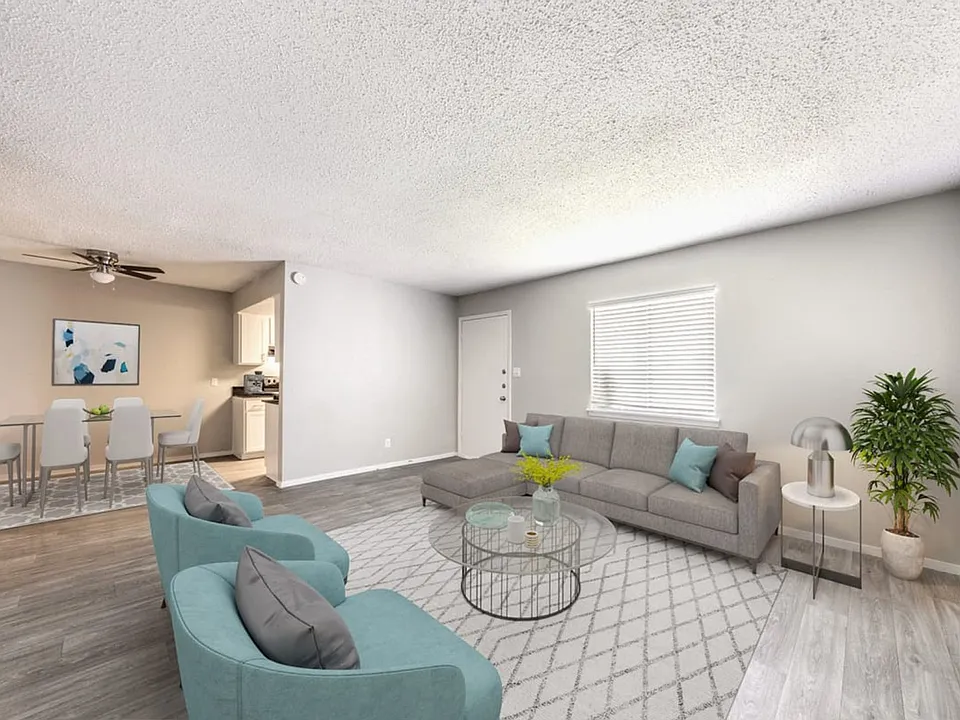 Alister Apartments at Town Lake