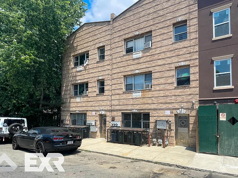 9 Hunterfly Pl #1F — Photo 14