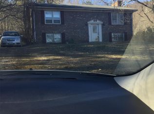 465 Shadow Ln, Max Meadows, VA 24360