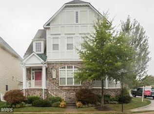 36099 Legend Dr, Round Hill, VA 20141
