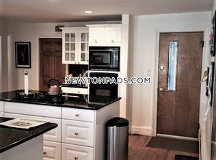 12 Surrey Rd #1A, Newton, MA 02458