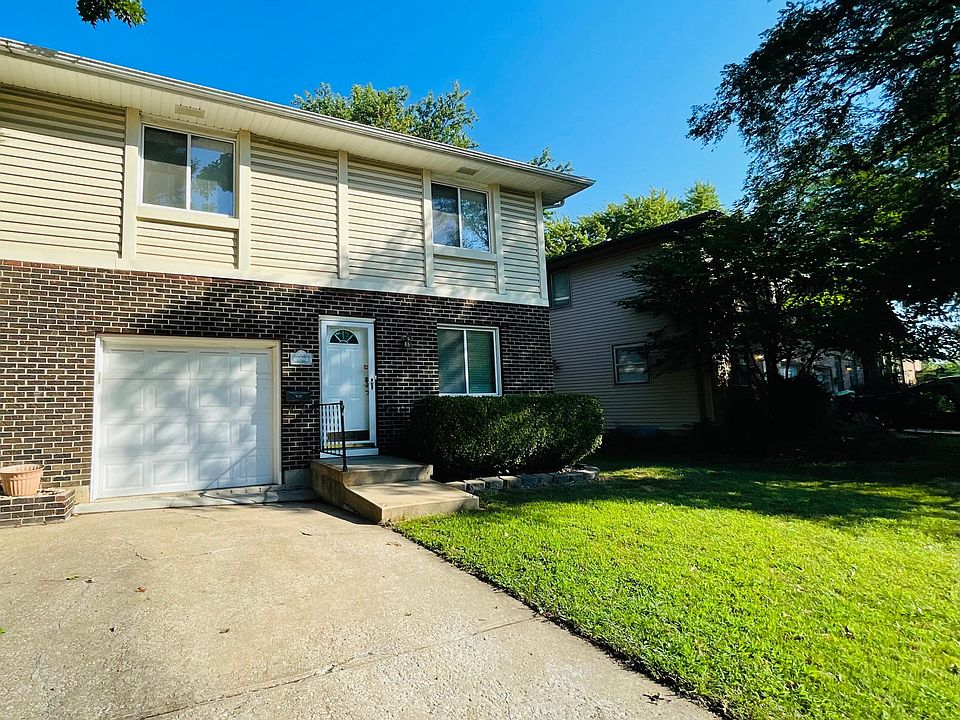 1st image of 9746 Hadley Dr