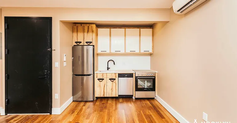 Rented by Nooklyn NYC LLC | media 16