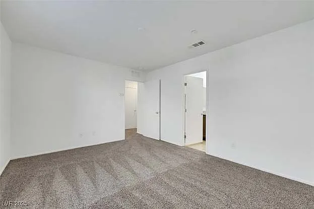 4561 Woolcomber St N — Photo 12