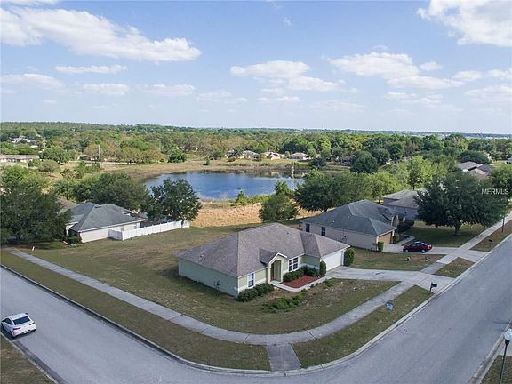 2nd image of 1029 Lakeview Oaks Dr