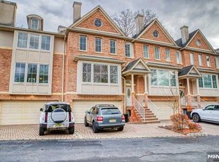 27 Harrington Ct #27, Harrington Park, NJ 07640
