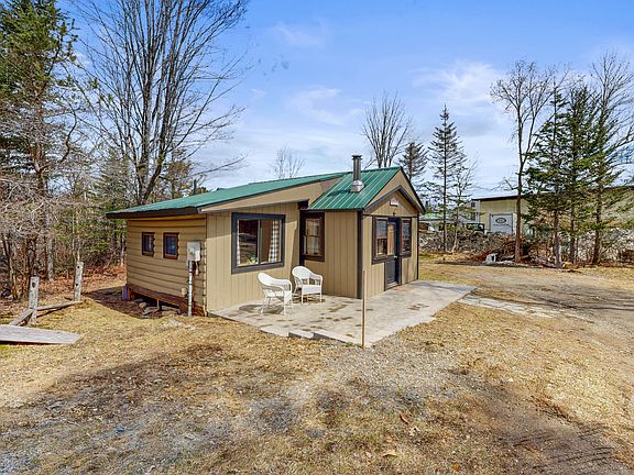 17 Russell Circle, Rangeley, ME 04970 | Zillow