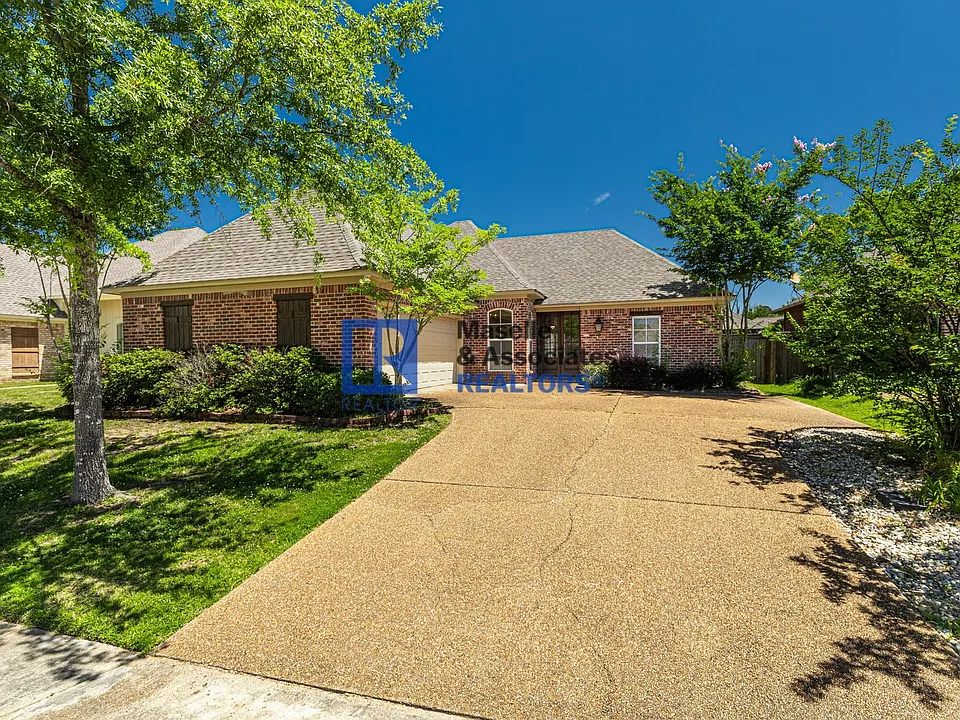 213 Provonce Park