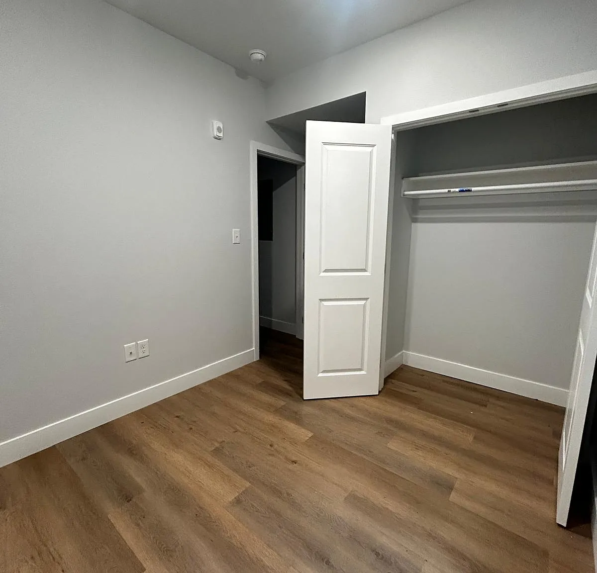 2 bed, 800 sqft, $1,750 — Photo 4
