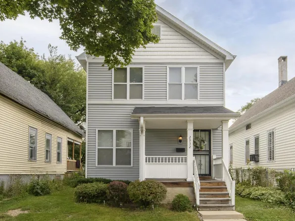 2932 N Dr William Finlayson STREET, Milwaukee, WI 53212