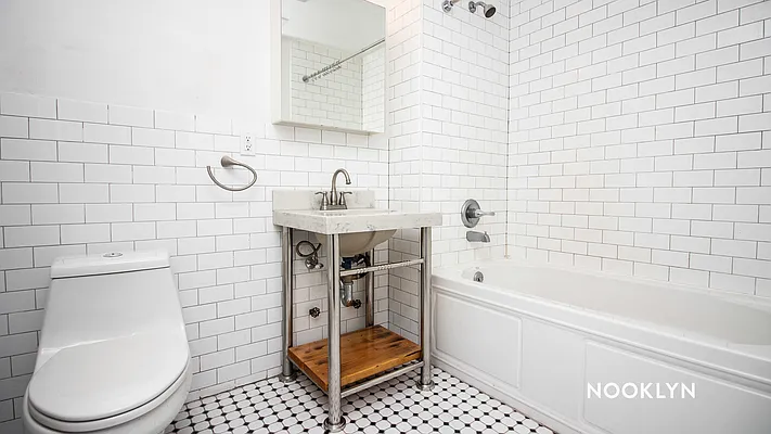 Rented by Nooklyn NYC LLC | media 34